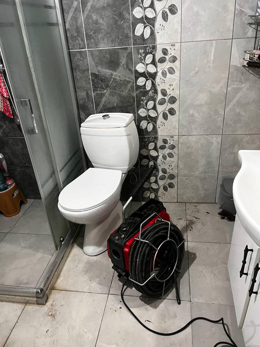 Çekirge banyo gider tıkanık açma