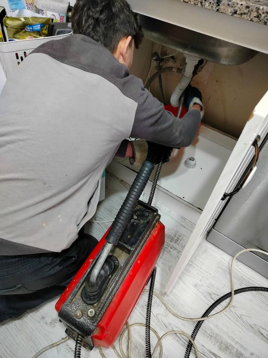 Heykel lavabo gideri açma